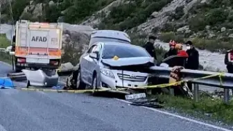 Hakkari'de Trafik Kazası: 1 Ölü, 3 Yaralı