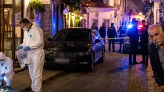 İzmir'de Miras Meselesi Kanlı Bitti: R.Ş. Akrabasını Öldürüp Cesedini Kahvehanenin Önüne Bıraktı