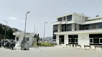 İzmir'de Şantiyede Yanmış Kadın Cesedi Bulundu, Bir Kişi Gözaltına Alındı