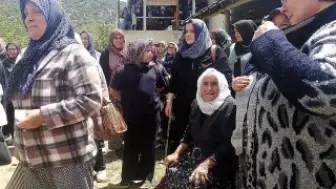 Kansere Tedavi Görürken Eşiyle Birlikte Trafik Kazasında Hayatını Kaybetti