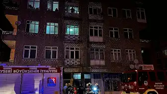 Kayseri'de 4 Katlı Binanın Bodrumunda Yangın Çıktı