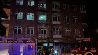 Kayseri'de 4 Katlı Binanın Bodrumunda Yangın Çıktı