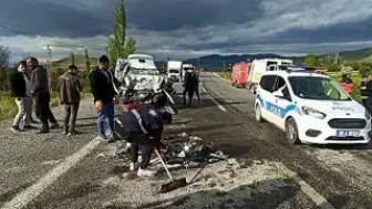 Kayseri'de Trafik Kazası: 1 Kişi Hayatını Kaybetti, 2 Kişi Yaralandı