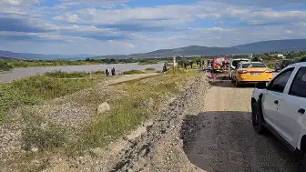 Kelkit Çayı'na Düşen Araçta Kaybolan 2 Kişi İçin Arama Başlatıldı