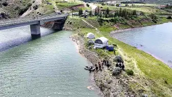 Kızılırmak'a Düşen Genci Arama Çalışmaları Sürüyor