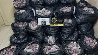 Kocaeli'de Kamyonette 300 Bin Sentetik Hap Yakalandı