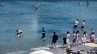 Kuşadası'nda Denizde Boğulma Tehlikesi Geçiren Turist Kurtarıldı