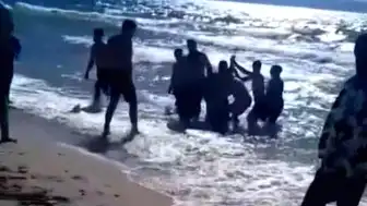 Kuşadası'nda İki Kişi Boğulma Tehlikesi Atlattı