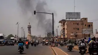 Mali'de Cihatçı Saldırılar ve Bölgesel Tepkiler: Le Monde'dan Analiz