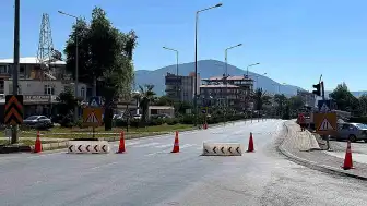Mersin'de D-400 Karayolu'ndaki Köprüde Kısmi Göçük: Trafik Durumu