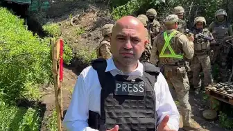 Rusya-Ukrayna Savaşında Cephe Hattı Görüntülendi: İlk Yardım ve Mühimmat Talimi