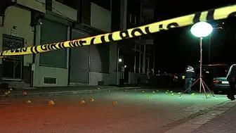 Sakarya'da Eşini Öldüren Koca İntihar Etti, Çocuk Yaralandı