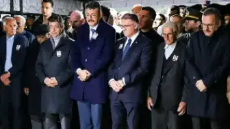 Şehit Polis Memuru E.K., Van'da Gözyaşlarıyla Toprağa Verildi