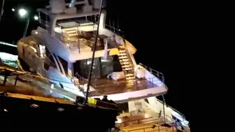 Sinop'ta Lüks Yat Yan Yattı: 6 Mürettebat Kurtarıldı