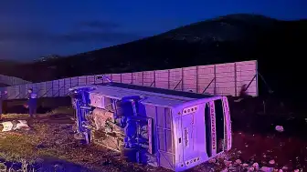 Taraftarları Taşıyan Midibüs Devrildi: 18 Yaralı