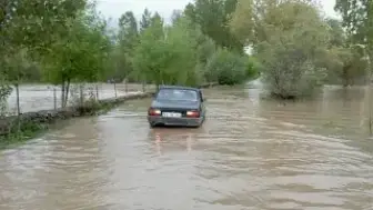 Tokat'ta Çekerek Irmağı Taştı: Köylerde Ulaşım ve Tarım Durdu