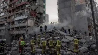 Ukrayna'da Yas Günü: Kiev'de Rus Saldırısı Sonrası 8 Kişi Hayatını Kaybetti