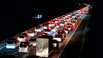 Anadolu Otoyolu Düzce Geçişinde Kurban Bayramı Dönüşünde Yoğun Trafik