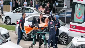 Bursa'da 'Yol Verme' Kavgası: 5 Şüpheli Adliyeye Sevk Edildi, Polis Memuru Yaralandı