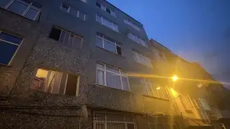 Cam Silen Kadın 5. Kattan Düşerek Hayatını Kaybetti