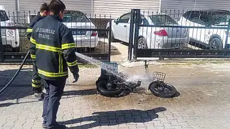 Elektrikli Bisiklet Bataryası Patladı: Sürücü Hafif Yaralandı