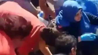İzmir Aliağa'da Denize Giren Baba ve İki Çocuğu Boğulma Tehlikesi Geçirdi