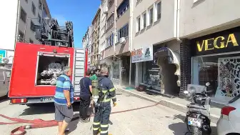 Keşan'da Apartman Bodrumunda Yangın: Ekipler Hızla Müdahale Etti