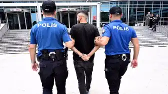 Kırmızı Bültenle Aranan Uyuşturucu Taciri Mersin Havalimanı'nda Yakalandı