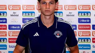 M.I. Kasımpaşa ile Anlaştı