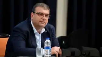 Rüşvet Soruşturması: Seferihisar Belediye Başkanı İsmail Yetişkin Diyalize Götürüldü