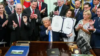 ABD Başkanı Trump, Kanada'ya Gümrük Vergisini Yüzde 50'ye Çıkardı