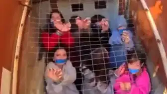 ABD'de Korkunç Çocuk İstismarı: 16 Kardeş 13 Metrekarelik Odada Yıllarca Tutuldu