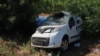 Aksaray'da Şarampole Devrilen Araçta Feci Kaza: 3 Ölü, 1 Yaralı