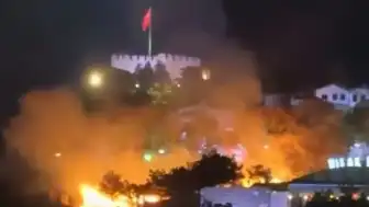 Ankara Kalesi Çevresindeki Otluk Alanda Yangın Çıktı