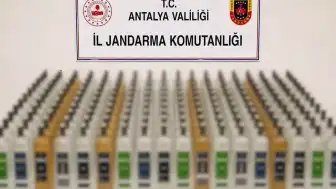Antalya'da Kaçak İçki Operasyonu: Alanya ve Manavgat'ta 208 Litre Alkol Ele Geçirildi