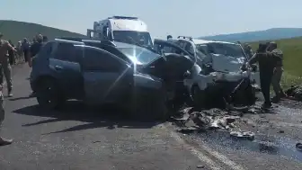 Ardahan'da Zincirleme Trafik Kazası: 3 Ölü, 4 Yaralı