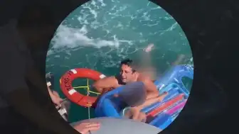 Aydın Didim'de Deniz Yatağıyla Açığa Sürüklenen Çocuk Sahil Güvenlik Tarafından Kurtarıldı
