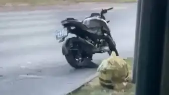 Bakırköy'de otomobilin çarptığı motosikletli hayatını kaybetti