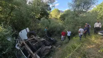Bingöl Yayladere'de Kamyonetin Uçuruma Yuvarlanması Sonucu 3 Kişi Yaşamını Yitirdi