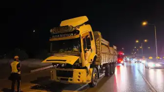 Bursa İnegöl'de Freni Patlayan Kamyon İçin Polis Güzergahı Boşalttı