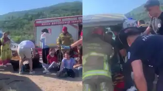 Bursa'da İşçi Servisi ile Otomobil Kafa Kafaya Çarpıştı: 15 Yaralı