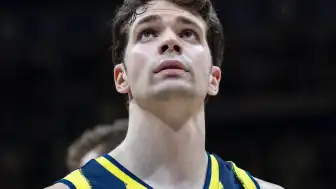 Dallas Mavericks, Milli Basketbolcu Tarık Biberovic ile Sözleşme İmzaladı