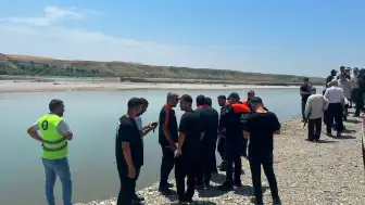 Diyarbakır Silvan'da Çayda Kaybolan Şahıs İçin Arama Çalışmaları Başlatıldı