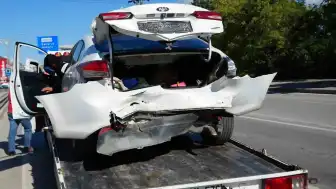 İzmit'te zincirleme trafik kazası: 3 kişi yaralandı