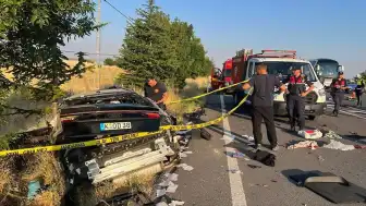 Kırşehir-Kayseri Yolunda Trafik Kazası: Gurbetçi Aileden 3 Kişi Yaşamını Yitirdi