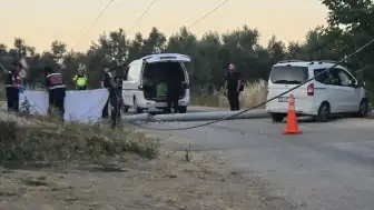 Mudanya'da Trafik Kazası: Yardım Etmek İsteyen Vatandaş Elektrik Akımına Kapılarak Can Verdi