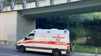 Şişli'de Yol Kenarında Erkek Cesedi Bulundu