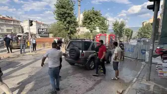 Tosya'da Seyir Halindeki Lüks Cip Alevlere Teslim Oldu