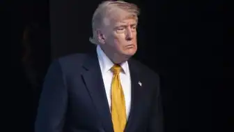 Trump'tan İran'a Sert Tehdit: "Çok Sert Bir Şekilde Vuracağız"