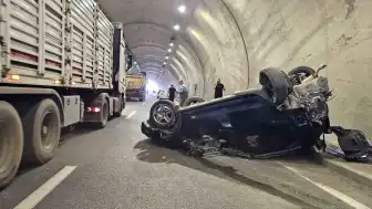 Zonguldak'ta Tünel İçinde Trafik Kazası: 2 Yaralı